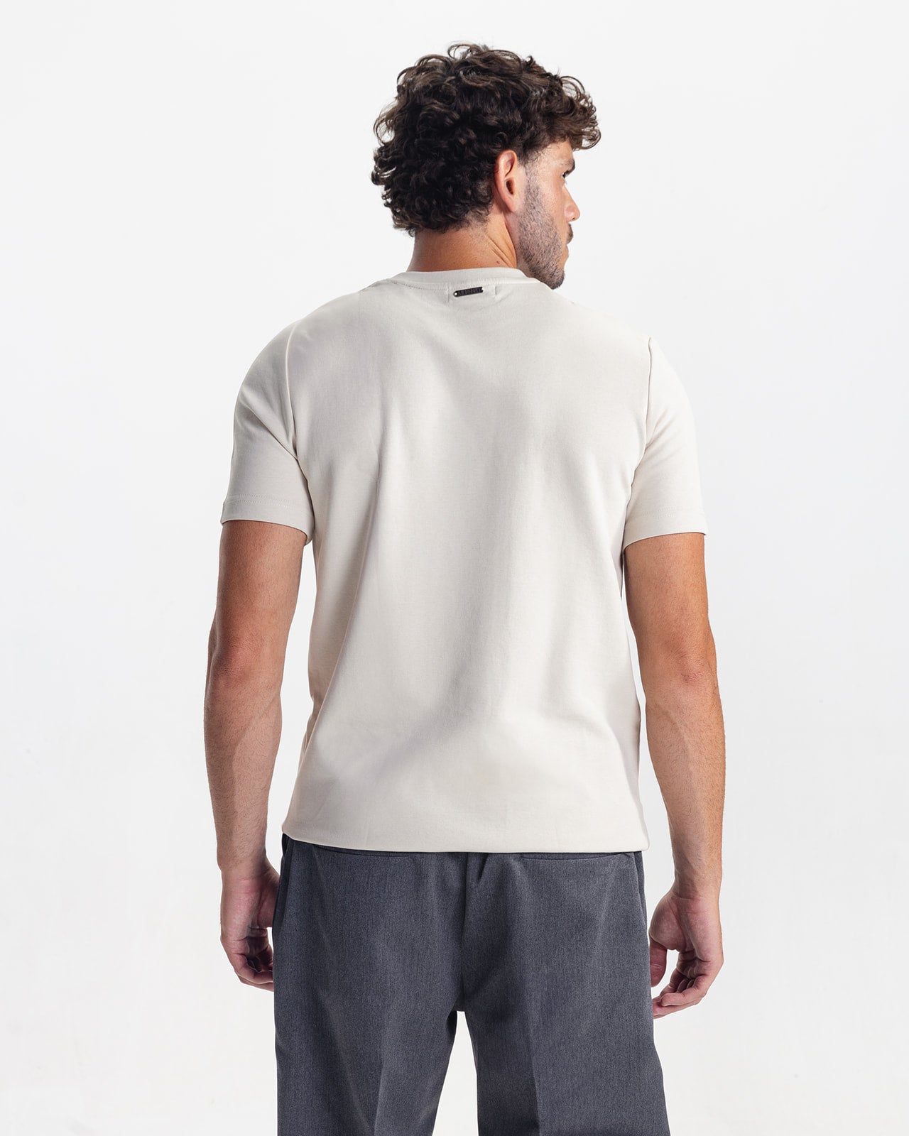 THE INITIAL T-SHIRT - SILVER