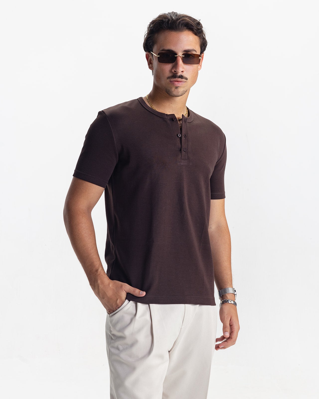 HENLEY TEE - BROWN