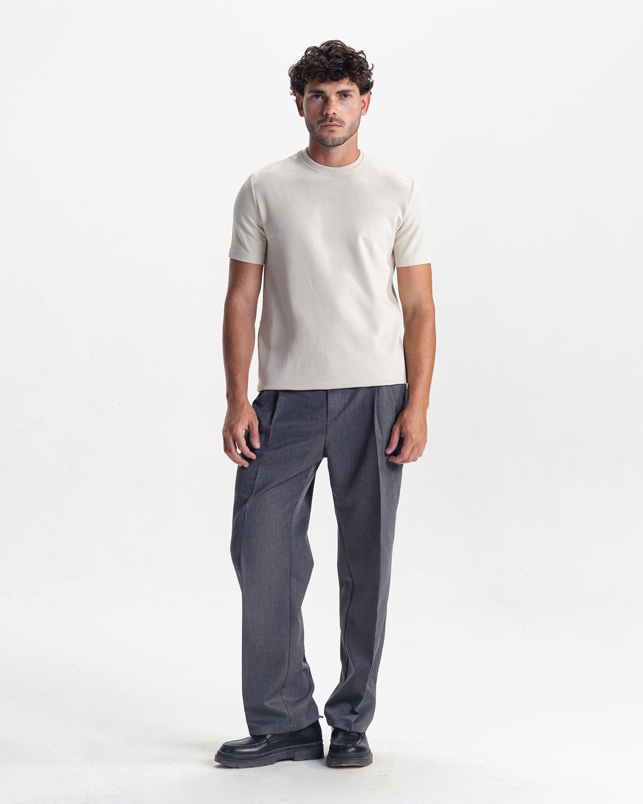 THE INITIAL T-SHIRT - SILVER